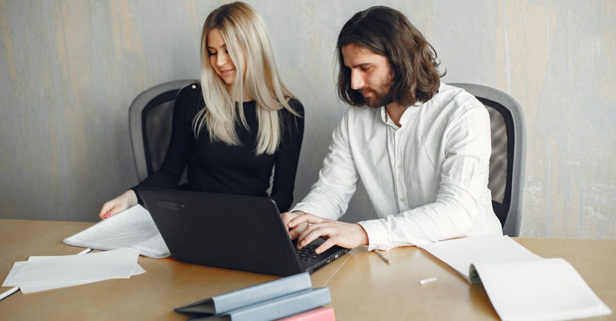 AI agent Knowledge Source Onboarding Contract:新文档库、表单流和业务系统接入前先对齐什么