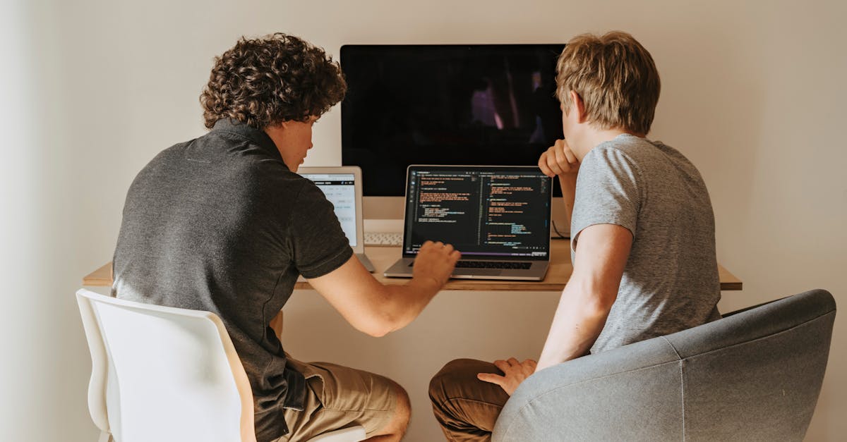 Cursor vs Copilot 怎么选：按任务类型、风险和可控性决定何时用谁