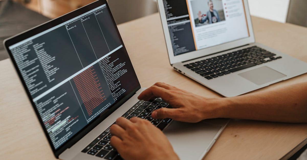 TypeScript 与 OpenAPI 契约协同:生成代码、手写类型与版本演进怎么取舍